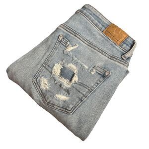 American Eagle Stretch Distressed Mom Jeans Women’s Size 8 Light Blue Wash 30x28
